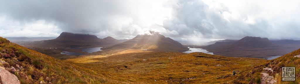 Ausblick vom Stac Pollaidh in den Highlands
Schottland - September 2020