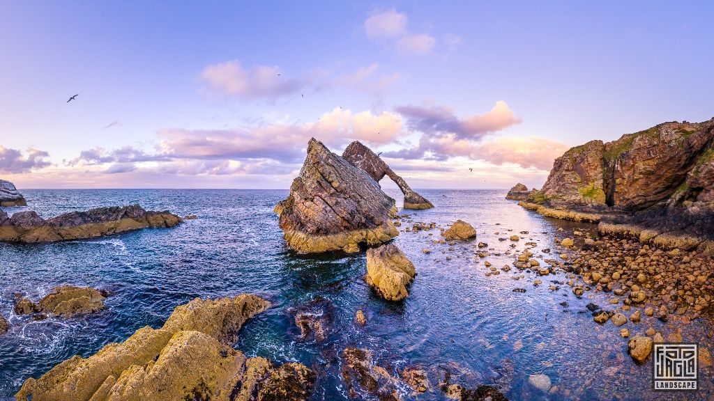 Bow Fiddle Rock zum Sonnenuntergang in Portknockie
Schottland - September 2020