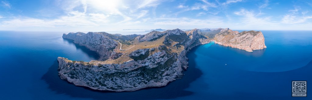 Mallorca
Cap de Formentor
Drohnen-Panorama von Cala Figuera und Cap Formentor