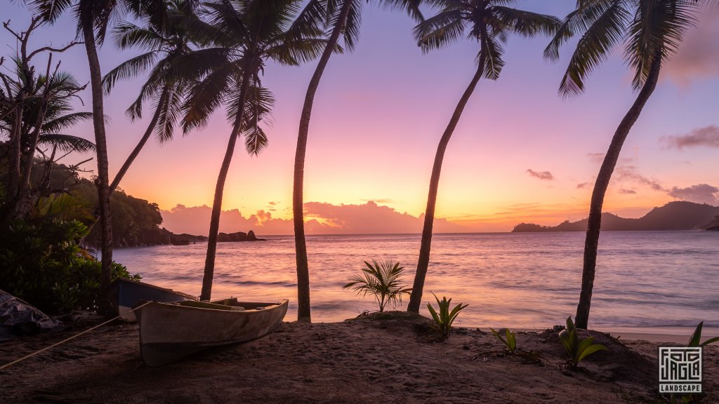 Sonnenuntergang am Anse Takamaka Beach
Mahé, Seychellen 2021