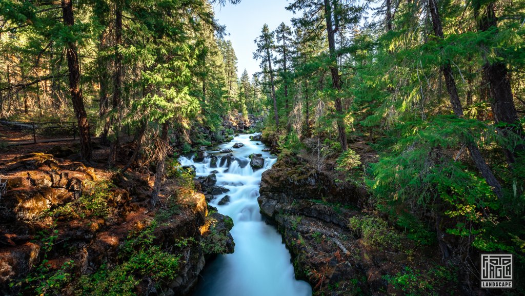 Rogue River in der Nhe der Natural Bridge
Oregon 2022