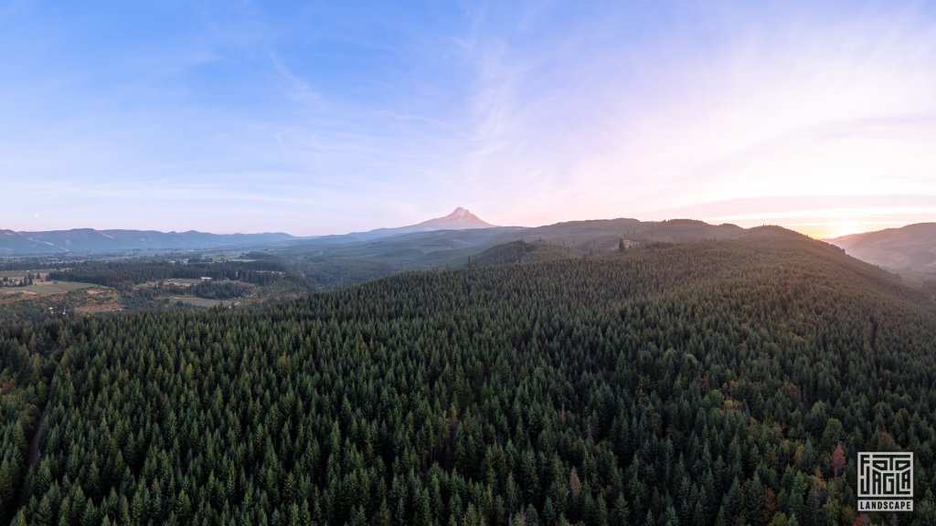 Drohnenaufnahme vom Mount Hood
Mt Hood National Forest
Oregon 2022