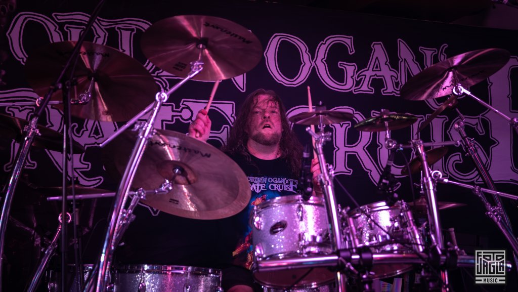 Drummer Dirk Meyer-Berhorn
Orden Ogan - Pirate Cruise III
21.09.2024 auf dem Mhnesee