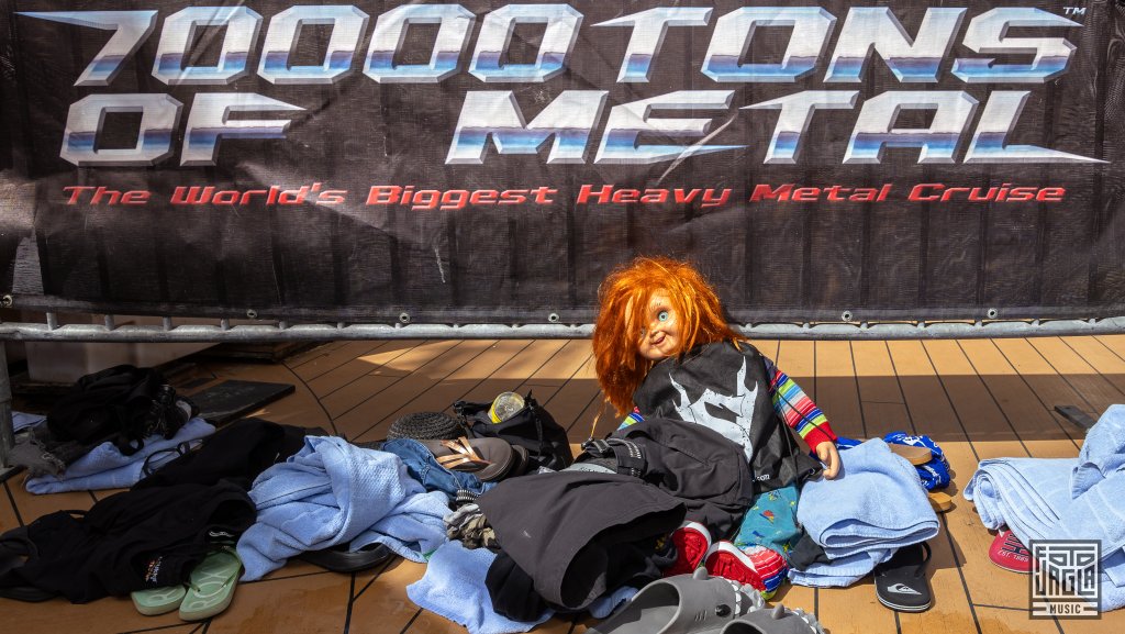 Pool Deck Impressions
Day 2 - Pool Deck
70000 Tons of Metal 2025