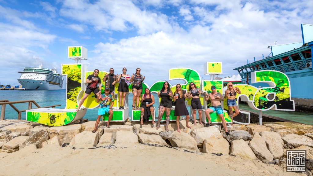 Reisegruppe Hamster
Day 3 - Ocho Rios, Jamaica
70000 Tons of Metal 2025