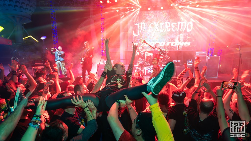 Crowd @ In Extremo
Day 4 - Pool Deck
70000 Tons of Metal 2025