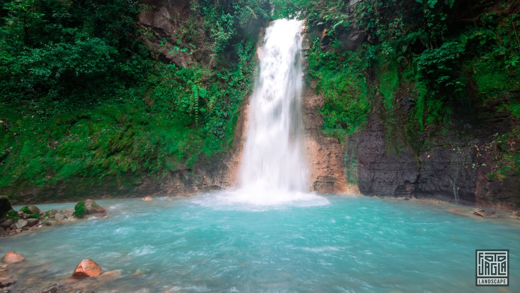 Catarata Tepezquintle Wasserfall
In der N�he von Bajos del Toro
Costa Rica