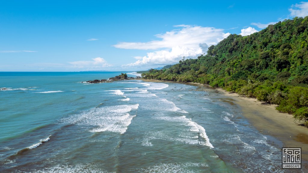 Der Strand Playa Dominicalito
Drohnenaufnahme an der Pazifikk�ste
Costa Rica