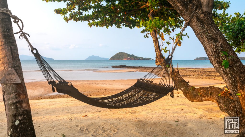 Hängematte am Strand vom Mira Montra
Landschaftsfotografie auf der Insel Insel Ko Mak
Thailand