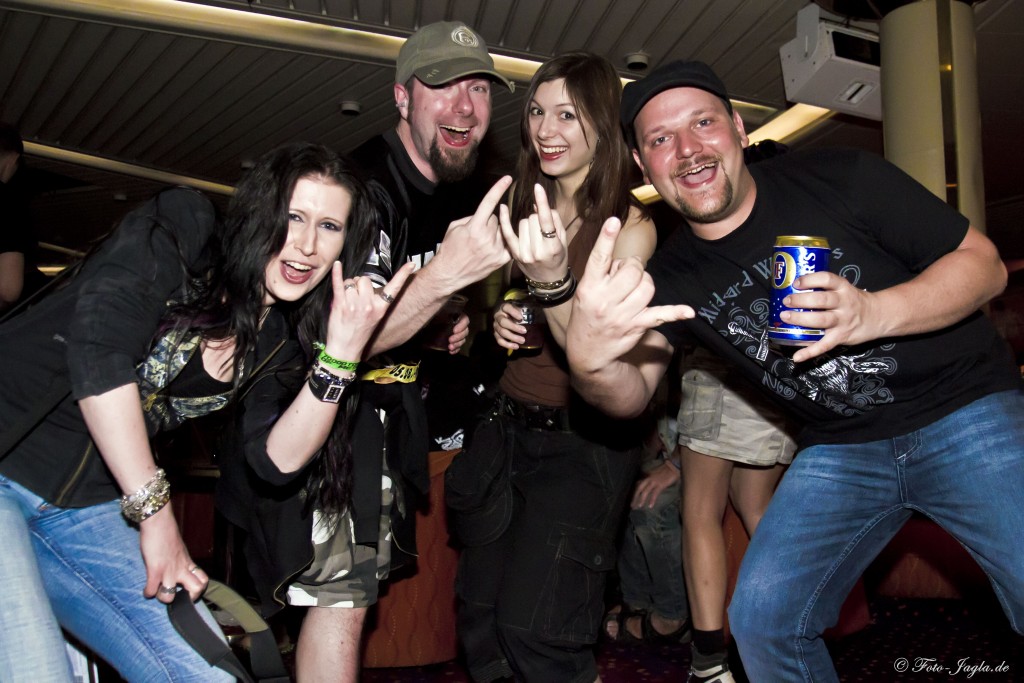 70000 Tons of Metal 2012 ::. Miami, Florida ::. Rocking @ Kataklysm