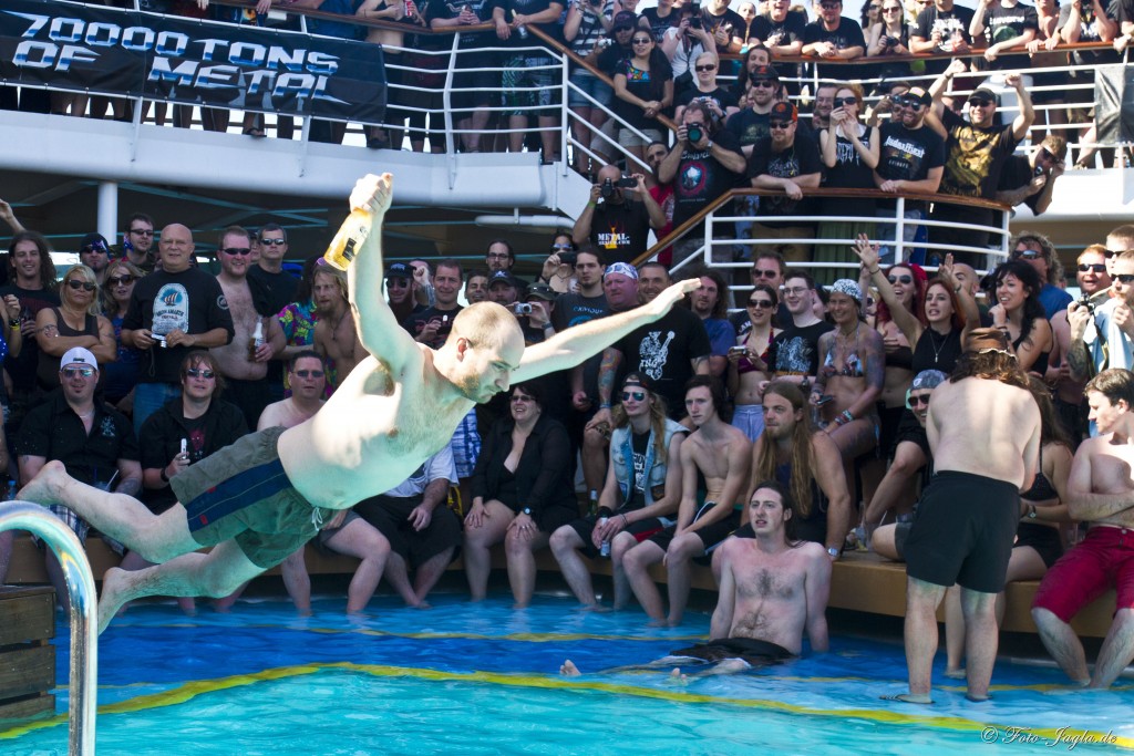 70000 Tons of Metal 2012 ::. Miami, Florida ::. Belly Flop Contest @ Pool