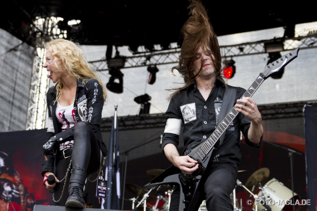 ARCH ENEMY ::. Devil Side Festival 2012 (Oberhausen, Gelnde Turbinenhalle)