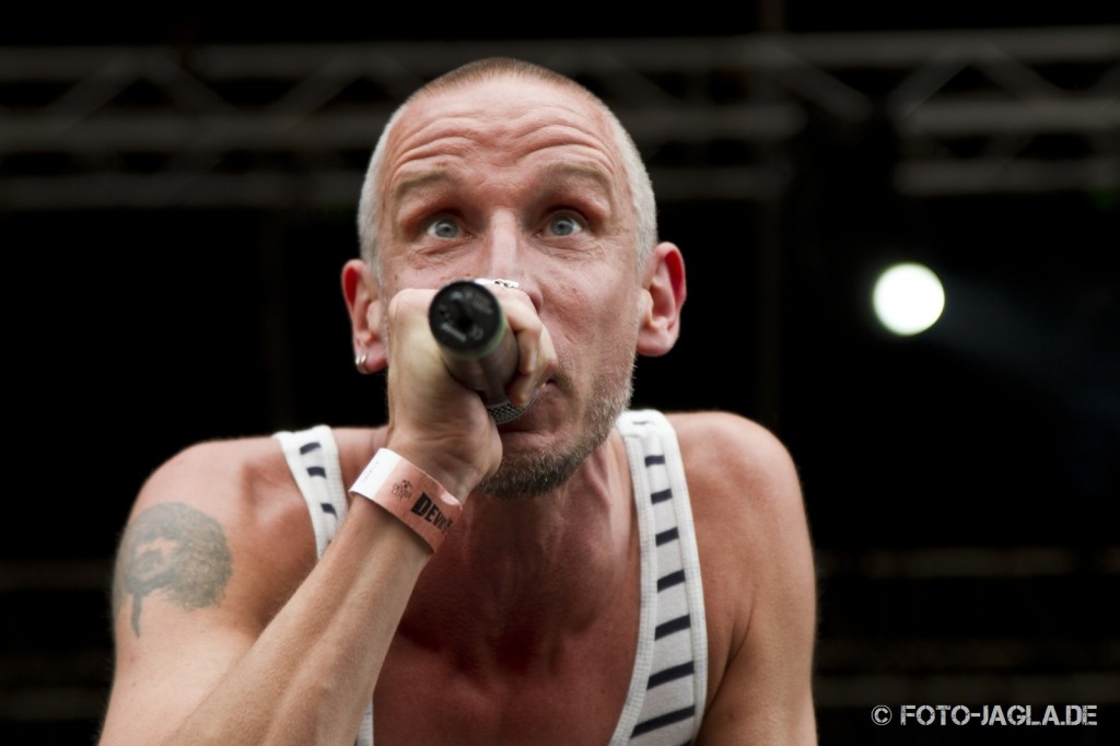 CLAWFINGER ::. Devil Side Festival 2012 (Oberhausen, Gelnde Turbinenhalle)