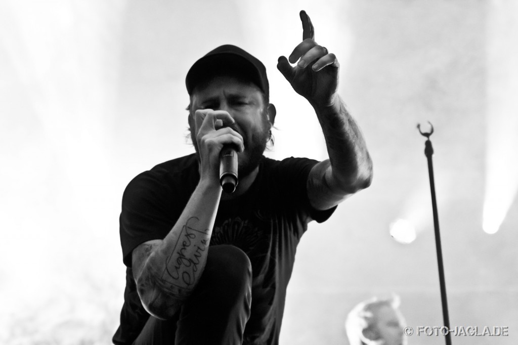 IN FLAMES ::. Devil Side Festival 2012 (Oberhausen, Gelnde Turbinenhalle)