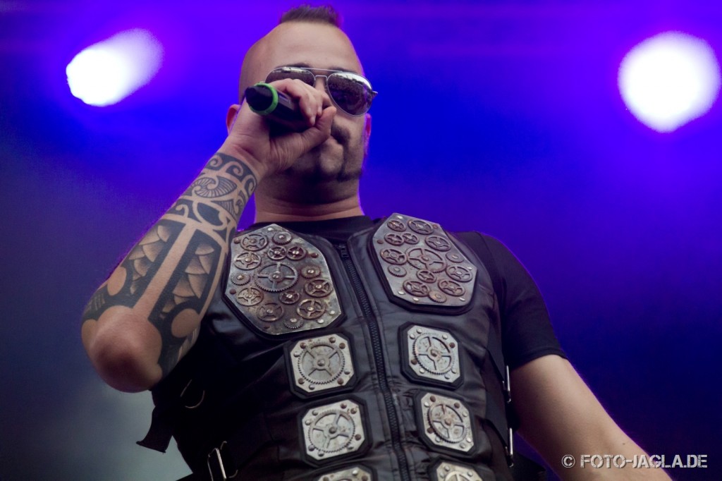 SABATON ::. Devil Side Festival 2012 (Oberhausen, Gelnde Turbinenhalle)