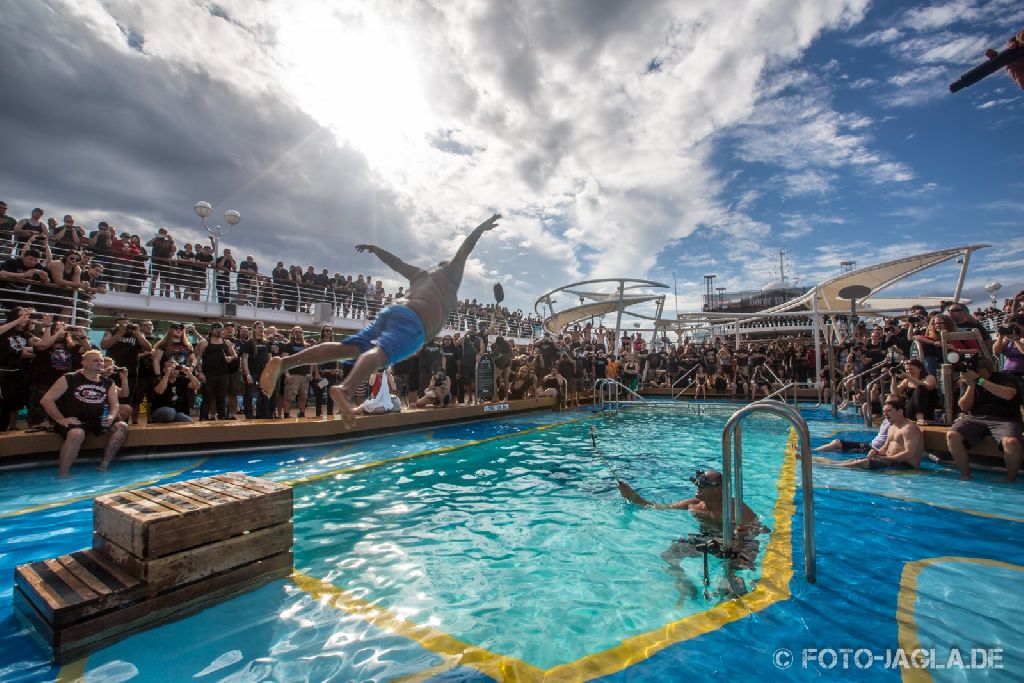 Barge To Hell 2012 ::. Belly Flop Contest