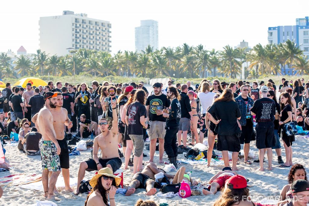 70000 Tons of Metal 2013 ::. Beachparty @ South Beach, Miami ::. http://www.foto-jagla.de