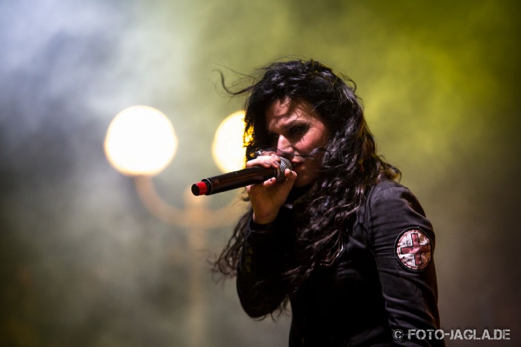 70000 Tons of Metal 2013 ::. Lacuna Coil ::. http://www.foto-jagla.de