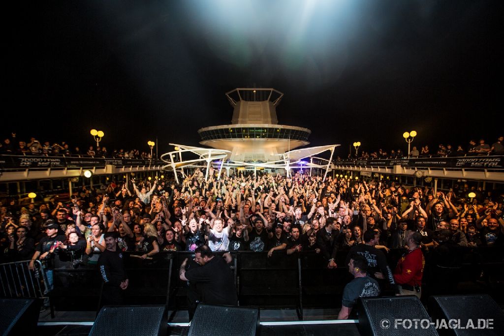 70000 Tons of Metal 2013 ::. Crowd after In Flames Show ::. http://www.foto-jagla.de