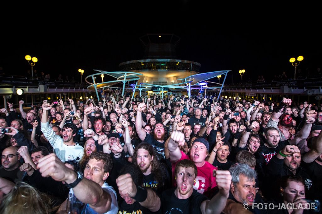 70000 Tons of Metal 2013 ::. Crowd @ Sabaton ::. http://www.foto-jagla.de