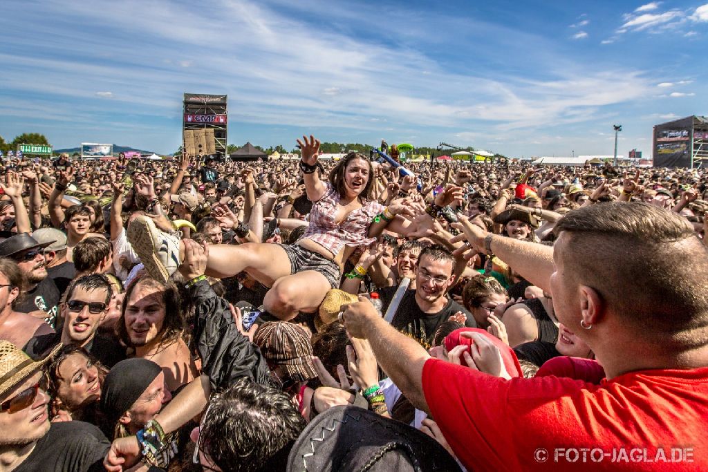 Summer Breeze 2013 ::. Crowdsurfing girl at Alestorm