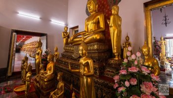 Buddah Statuen
Tempel Wat Pho
Hauptstadt Bangkok, Thailand