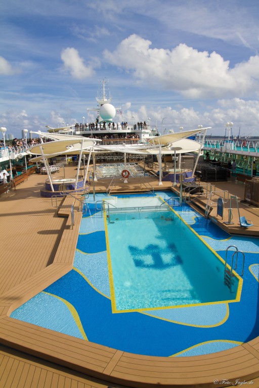 70000 Tons of Metal 2012 ::. Miami, Florida ::. Pool Deck 70000 Tons of Metal 2012 ::. Miami, Florida ::. Pool Deck