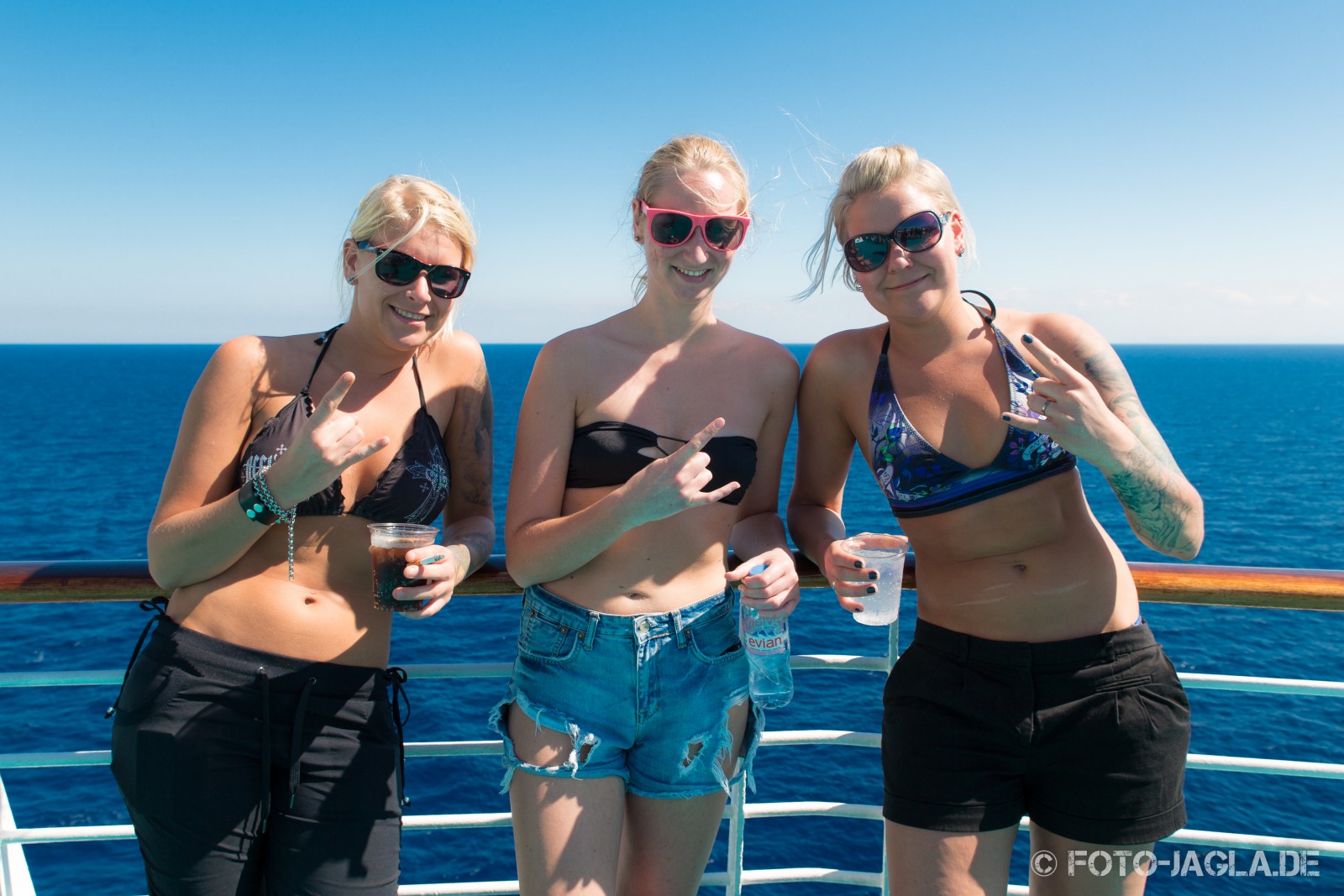 70000 Tons of Metal 2014 ::. Pooldeck impression 70000 Tons of Metal 2014 ::. Pooldeck impression