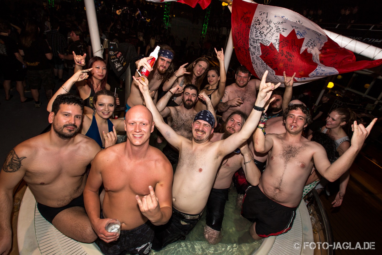 70000 Tons of Metal 2014 ::. Hot tub impression 70000 Tons of Metal 2014 ::. Hot tub impression