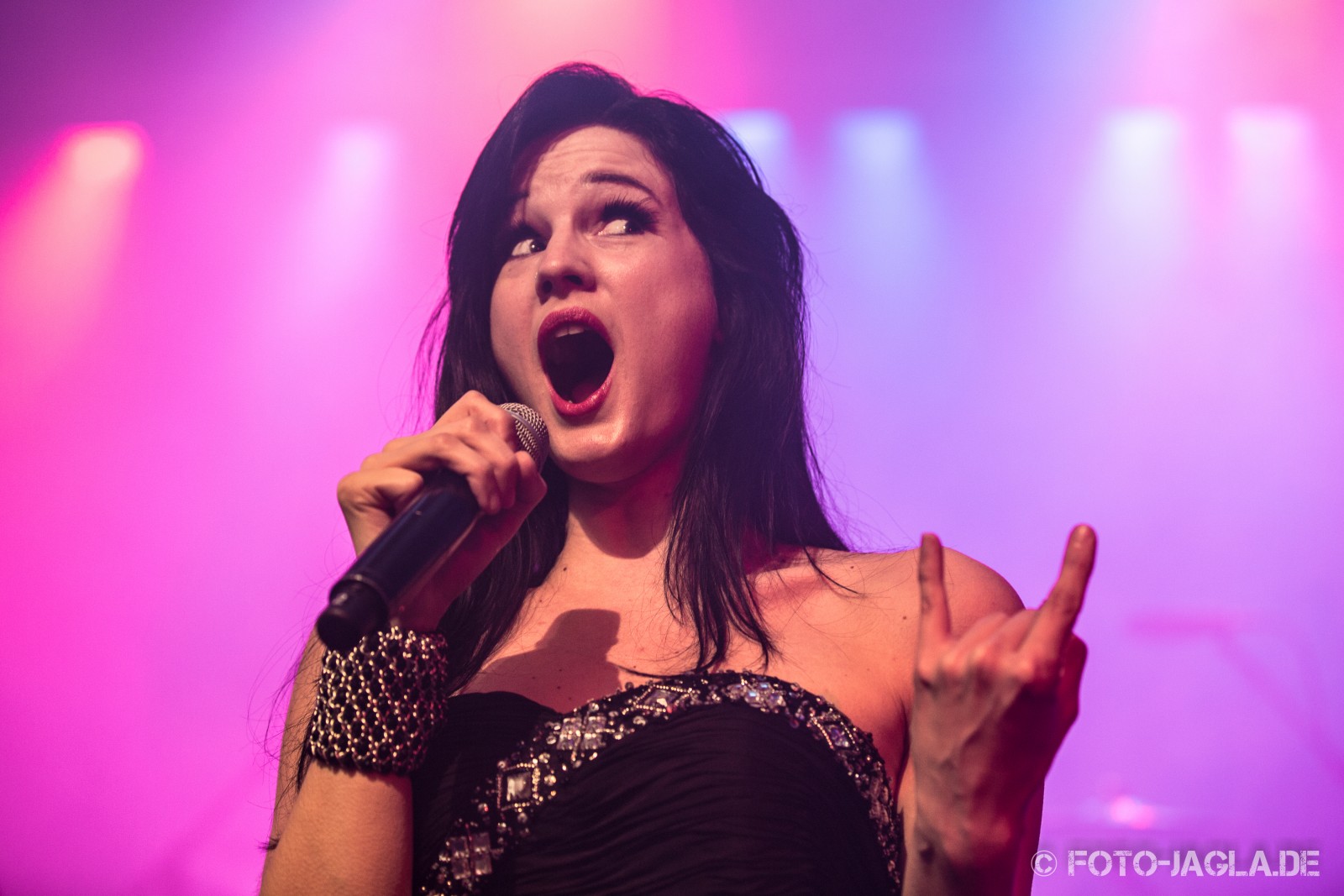 70000 Tons of Metal 2014 ::. Xandria 70000 Tons of Metal 2014 ::. Xandria