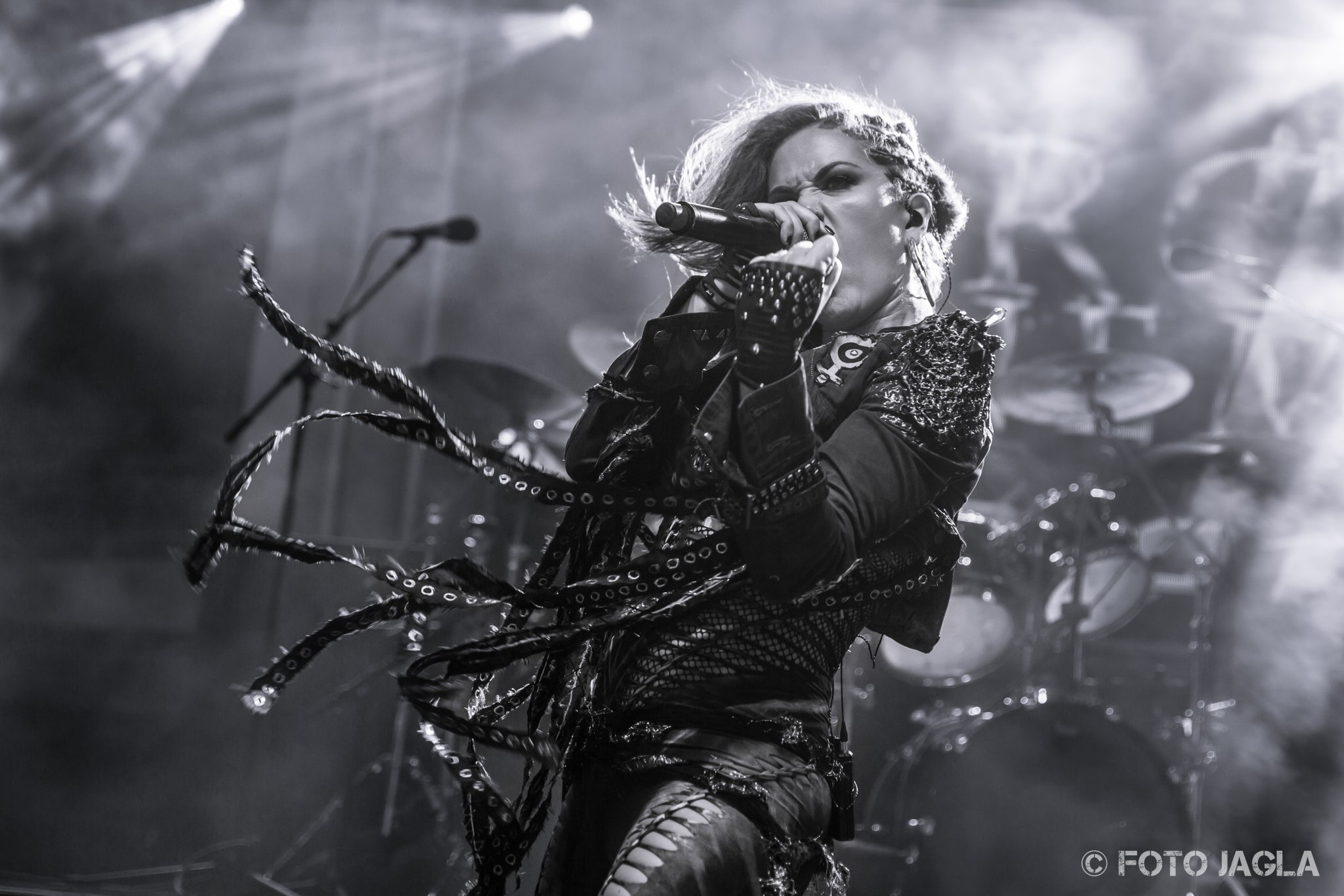70000 Tons Of Metal 2017
Alissa White-Gluz von Arch Enemy auf der Pooldeck-Stage 70000 Tons Of Metal 2017
Alissa White-Gluz von Arch Enemy auf der Pooldeck-Stage