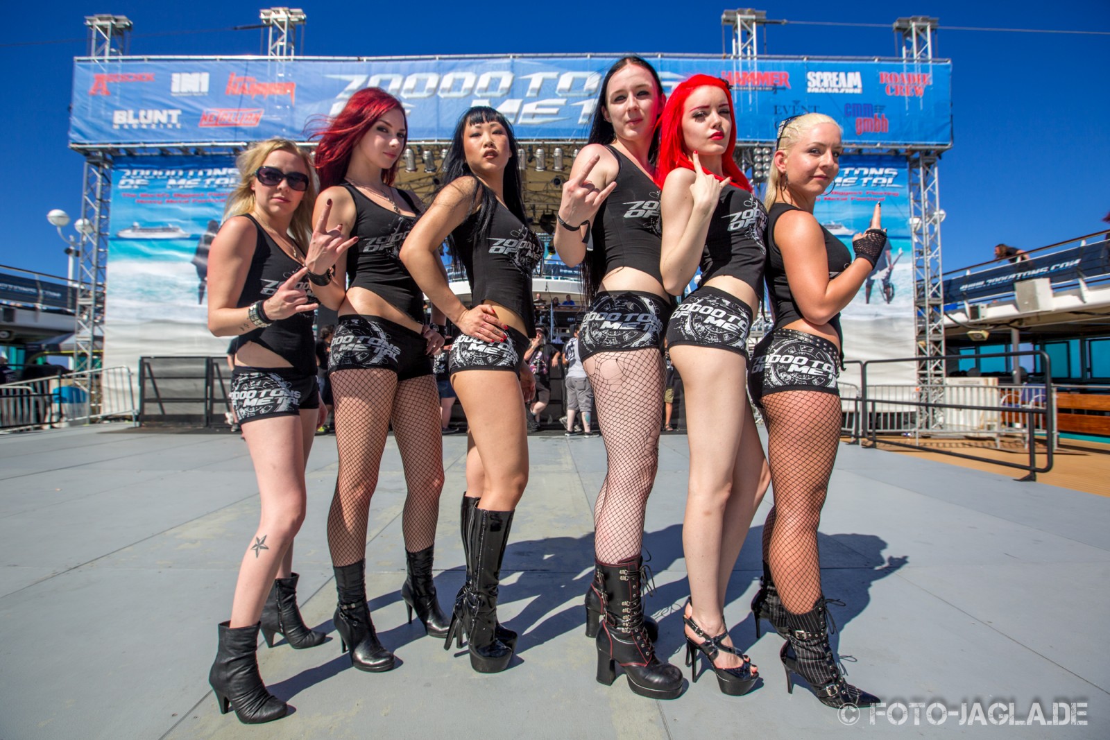 70000 Tons of Metal 2013 ::. Poolgirls on Pool Deck ::. http://www.foto-jagla.de 70000 Tons of Metal 2013 ::. Poolgirls on Pool Deck ::. http://www.foto-jagla.de