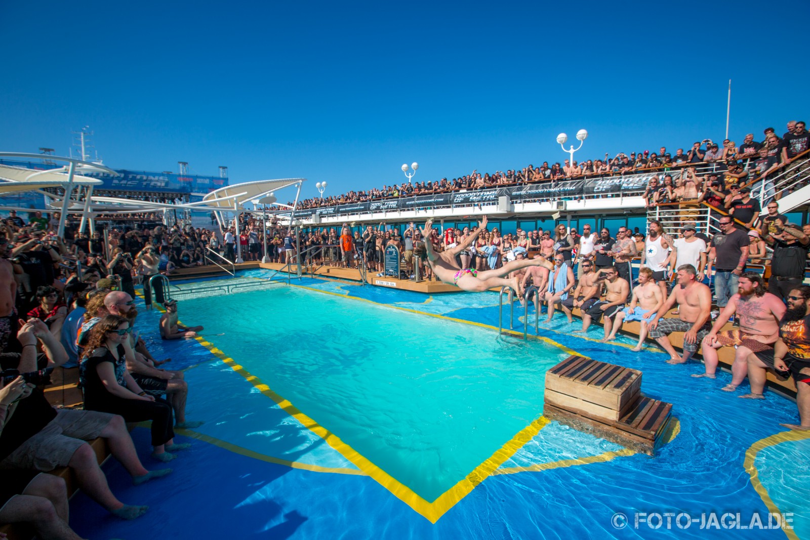 70000 Tons of Metal 2013 ::. Belly Flop Contest ::. http://www.foto-jagla.de 70000 Tons of Metal 2013 ::. Belly Flop Contest ::. http://www.foto-jagla.de