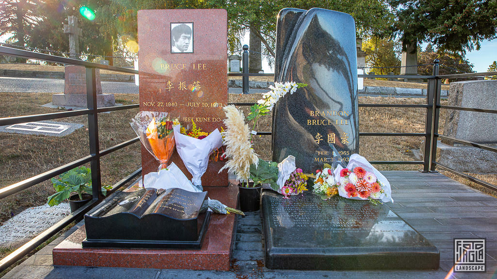 Das Grab von Bruce Lee und Brandon Lee auf dem Friedhof in Seattle, Washington